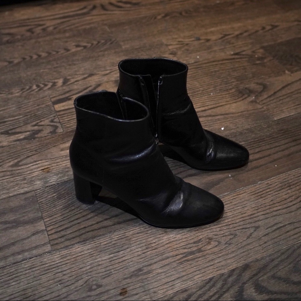 Saint Laurent Paris ankle boots